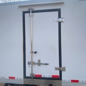 Caisse frigorifique adaptée aux camions FAW Jiefang pour <span class=keywords><strong>la</strong></span> <span class=keywords><strong>distribution</strong></span> en chaîne du froid des produits <span class=keywords><strong>de</strong></span> <span class=keywords><strong>la</strong></span> mer et des produits aquatiques frais sur le marché des fruits <span class=keywords><strong>de</strong></span> mer - Product Image 5