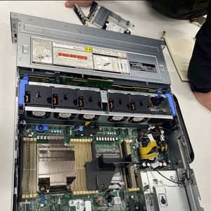 Nouveau prix avantageux PowerEdge R750 8SFF Intel Xeon Gold 6342 RAID H755 2*800W Alimentation 2U Serveur en rack R750 - Product Image 4