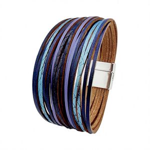 Tarjeta de Joyería Personalizada de Cuero Exclusivo con Incrustaciones de Madera, Regalo Navideño para Mujer, Detalles Estampados con Precisión - Product Image 3