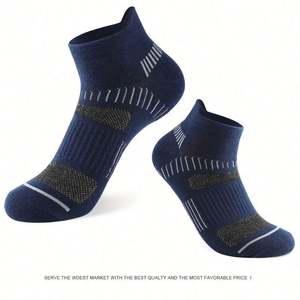 Chaussettes de sport en gros pour hommes, chaussettes de fitness d'extérieur, chaussettes de course professionnelles quatre saisons, vente chaude - Product Image 4