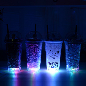 Astronaut Plastic <b>Straw</b> <b>Cup</b> Double Walled With <b>Lid</b> <b>And</b> <b>Straw</b> For Summer Party Drinkware Gray Black White Dark Purple - Product Image 4