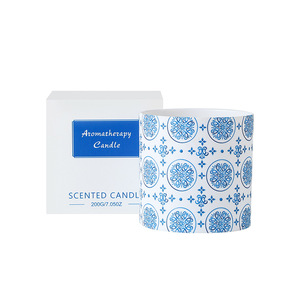 AIKUN Bougie parfumée à la cire de soja et à l'aromathérapie, au design de bohême bleu moderne, pour la décoration de la maison - Product Image 3