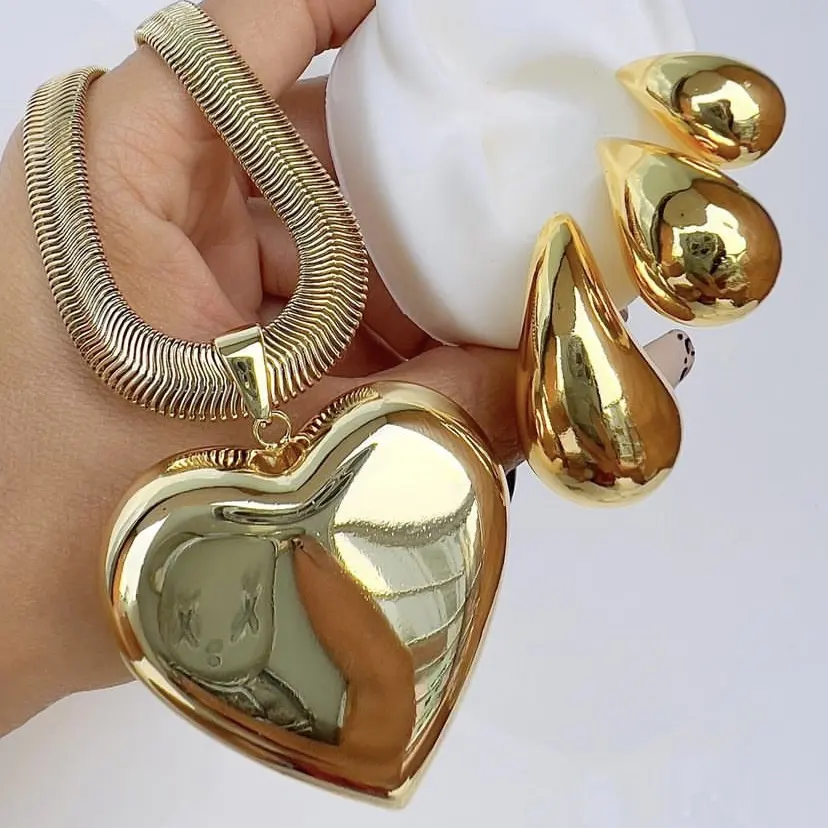 BD-B5613 Colar de pingente de coração balão fantástico conjunto de colar de luxo para homens mulheres colar de ouro de metal joias de prata populares