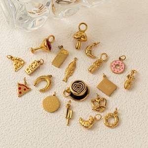 Venta al por mayor de acero inoxidable hipoalergénico DIY joyería encantos <span class=keywords><strong>Gourmet</strong></span> serie colgante para collar 18K oro vacío galvanizado - Product Image 3