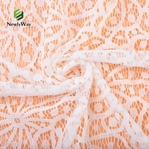 مصنع فوجيان الصيني قماش شبكي من الدانتيل الجاكار المحبوك من القطن والنايلون من مصنع مخصص لفساتين العرس - Product Image 4