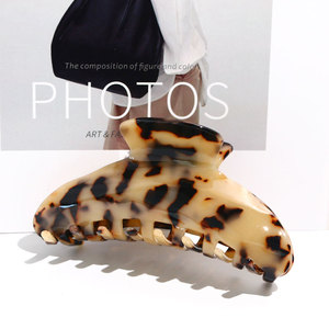 Pinces à <span class=keywords><strong>cheveux</strong></span> géantes antidérapantes XinMei, motif léopard, en acétate biodégradable, effet écaille de tortue, pour femmes aux <span class=keywords><strong>cheveux</strong></span> épais - Product Image 4