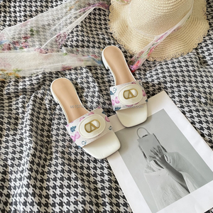 รองเท้าแตะผู้หญิงน้ำหนักเบากันลื่น - Product Image 2