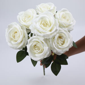 ديكور مخملي أحمر داكن جميل ، زهور مزيفة الكنيسة وحفلات الزفاف - Product Image 4