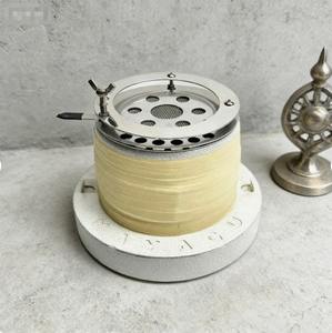 Appareil de thérapie thermique traditionnel Mayagu amélioré avec une technologie sans fumée pour la pratique moderne de la moxibustion - Product Image 1