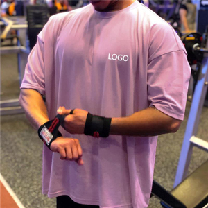 เสื้อยืดคอกลมผ้าฝ้าย100% โอเวอร์ไซส์สำหรับผู้ชายเสื้อสตรีทแวร์เปิดไหล่ทรงปล่อยดีไซน์โลโก้ตามสั่ง - Product Image 2