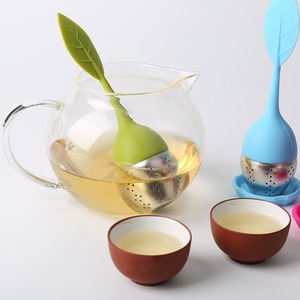 Infuseur à thé en forme de feuille, en acier inoxydable et silicone, filtre à herbes pour la cuisine, accessoires - Product Image 6