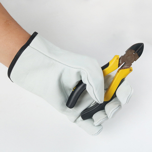 Guanti da Moto in Pelle di Alta Qualità Personalizzati, Impermeabili, per Guida e Sicurezza sul Lavoro - Product Image 5