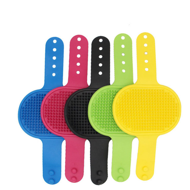 Wholesale Pet Supplies Hot Sale Accessories Pet Cleaning Dog Grooming Tool Pet Bath Brush Adjustable Massage Shampoo Brushes