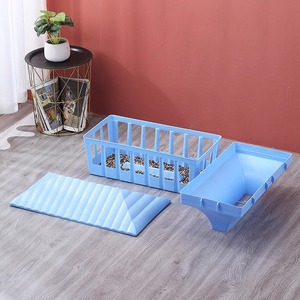 Comedero de Plástico con Forma de Techo 35x24x65 cm con Tapa para Pollos, Palomas, Aves y Aves de Corral - Product Image 3