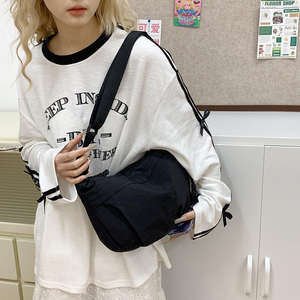 Bolso de hombro de moda para mujer, bolso cruzado de nailon con cremallera y gran capacidad para mujer - Product Image 2