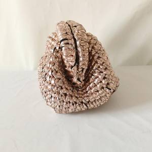 涤纶金属色钩针编织女式日用手拿包时尚优雅纯手工针织手袋翻盖式闭合中国大陆 - Product Image 5