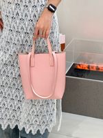 Nouveau design, sac à bandoulière léger de haute qualité pour femmes, sac à main en cuir véritable de luxe, sac à bandoulière décontracté pour femmes