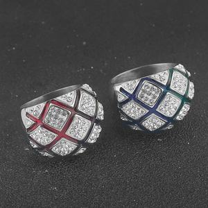 Bague en Zircon Tendance Couleur Personnalisée Résine Transparente Boucle Fermée Acier Inoxydable Inaltérable Bague de Mode pour Anniversaires et Occasions Spéciales - Product Image 1