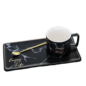Ручная роспись Черный покрытый Европейский керамический набор кофейных чашек и блюдца