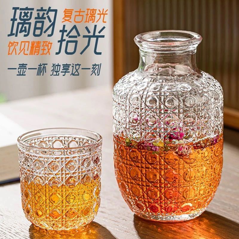 Cold water pitcher set [580ml pitcher, 200ml cup]