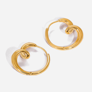 Pendientes de aro con forma de corazón de acero inoxidable, joyería de moda para mujer, estilo otoño invierno - Product Image 1