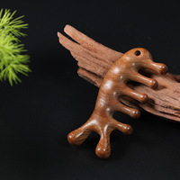 Delfin-förmiger Handgefertigter 100% Natürlicher Holz-Gua-Sha Kopfmassagegerät Grünes Sandelholz Vibration Hochfrequenz-Technologie Massage