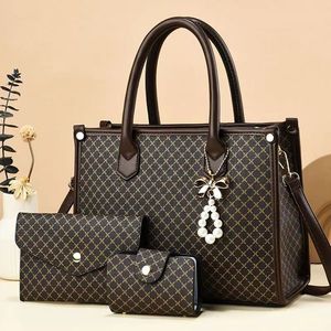 New Arrived Ladies Shoulder Bags Wholesale PU Leather Brand Women Fashion Quilted Leather Bags Luxury Women's <b>Handbags</b> - Product Image 2