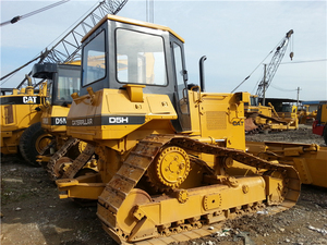 รถดันดินตีนตะขาบ CAT D5H สภาพเดิมมือสอง |   รถดันดินมือสองพร้อมปั๊มไฮดรอลิกแบบจอยสติ๊กสำหรับขาย - Product Image 2