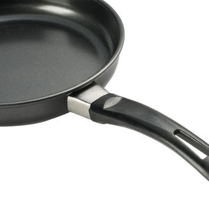 Mini poêle moderne en fonte <span class=keywords><strong>12</strong></span> <span class=keywords><strong>cm</strong></span> poêles antiadhésives pour la friture d'oeufs <span class=keywords><strong>petite</strong></span> poêle à frire en fer accessoires de cuisine - Product Image 4