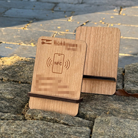 Nichen One FSC Carte de commentaires Google NFC en bois naturel, Plaque NFC en bois, Support d'affichage, Carte d'évaluation NFC en bois