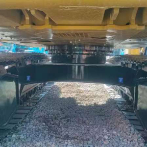 نظام التثبيت المتطور لـ <span class=keywords><strong>CAT</strong></span> 315D يتيح تبديل الأدوات بسرعة وسهولة، مما يعزز التنوع. - Product Image 6