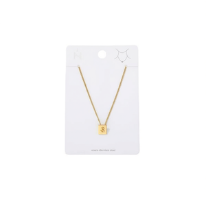 Collar con Colgante de Acero Inoxidable Angelina, Chapado en Oro, Letra S Cuadrada, Minimalista, para Uso Diario - Product Image 1
