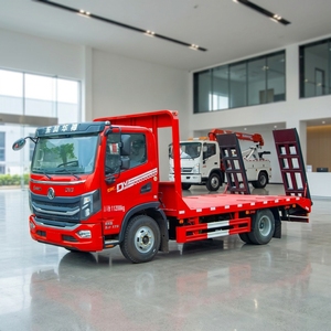 Camion de dépannage diesel 4x2 avec grue de récupération montée - Product Image 1