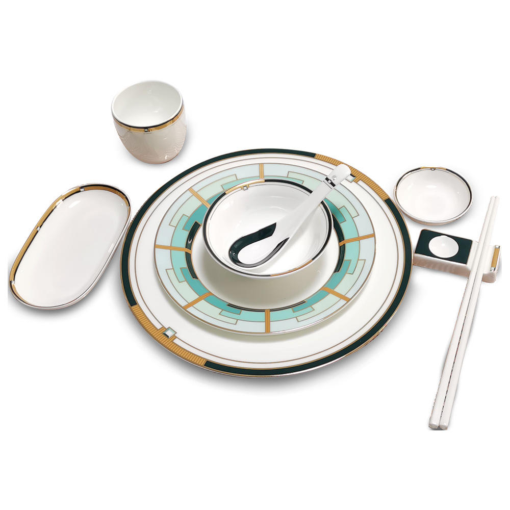 สีเขียวอ่อน