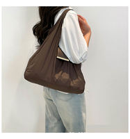 Bolsa de Compras Plegable y Portátil de Gran Capacidad, con Correa para el Hombro y Llavero, Fabricada con Nylon Reciclado, Novedad 2026
