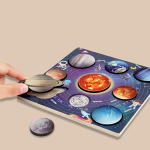 Jeu sensoriel imaginaire de l'espace extra-atmosphérique enfant en bas âge Montessori mobile planète nom jeu de société système solaire Puzzle en bois - Product Image 4