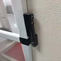 Moustiquaire de porte à fermeture automatique en fibre de verre avec cadre en aluminium pour protection d'entrée de maison – Prix économique de gros