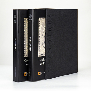 <span class=keywords><strong>Libri</strong></span> con Copertina Rigida Personalizzati con Cofanetto, Carta Artistica di Alta Qualità e Rilegatura a Filo con Copertina in Cartone - Product Image 1