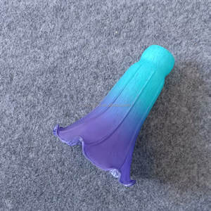 Abat-jour en verre soufflé artisanal bleu pour lampe de table ou de sol, style européen, pour bassin intérieur - Product Image 2