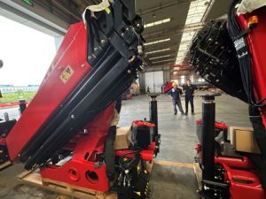 <span class=keywords><strong>Grue</strong></span> à flèche articulée <span class=keywords><strong>PALFINGER</strong></span> 14 tonnes à bas <span class=keywords><strong>prix</strong></span>, <span class=keywords><strong>grue</strong></span> montée sur camion SPK42502E avec une hauteur de levage de 16,8 m au Chili - Product Image 6