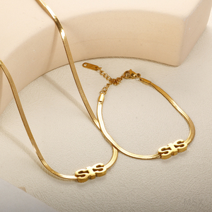 Collar de Cadena de Serpiente con Colgante Móvil de Letra (<span class=keywords><strong>Sister</strong></span>, Mother) en Acero Inoxidable con Baño de Oro Real de 18K PVD, Hipoalergénico e Impermeable - Product Image 5