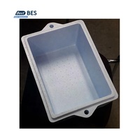 Machine de moulage de formes en polystyrène expansé pour la fabrication de conteneurs isothermes et de boîtes de transport pour poissons et légumes