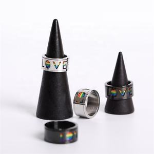 Anillo Giratorio de Acero Inoxidable Personalizado con Esmalte de Arcoíris del Orgullo <span class=keywords><strong>LGBT</strong></span>, Anillo de Compromiso y Boda <span class=keywords><strong>LGBT</strong></span> - Product Image 6