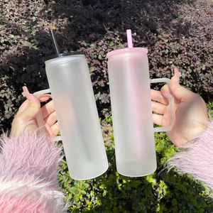 Tasses à café en verre transparent givré de 20 oz avec poignée, idéales pour la sublimation et la personnalisation au vinyle - Product Image 2