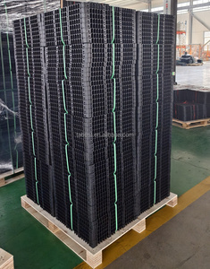 Panneaux de drainage vertical en plastique HDPE de 30 mm avec géotextile <span class=keywords><strong>pour</strong></span> terrasses, jardins, toitures gazonnées et murs de soutènement - Product Image 4