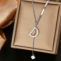 Collier pendentif 26 lettres en acier inoxydable pour femme, chaîne bambou sportive, tendance et polyvalent, couleur argent – Meilleure vente
