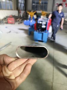 Mesin Pembentuk Pipa Besi <span class=keywords><strong>Oval</strong></span> Galvanis Mesin Pembuat Saluran Air Baja Tahan Karat Layanan Pembentukan Ujung Ekstra <span class=keywords><strong>Oval</strong></span> yang Ditekan - Product Image 4