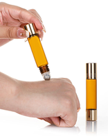 Flacon d'huile essentielle en verre ambré à double tête roll-on de qualité supérieure 10 ml avec diffuseur à bâtonnets et estampage doré pour emballage de parfum et cosmétiques