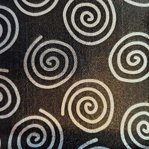 Papel con Patrón Plateado en Relieve para Manualidades, Paquete de 25 Hojas - Product Image 3