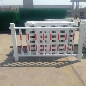 Panneaux légers de clôture en acier au zinc Installation de bricolage pour la rénovation domiciliaire - Product Image 3